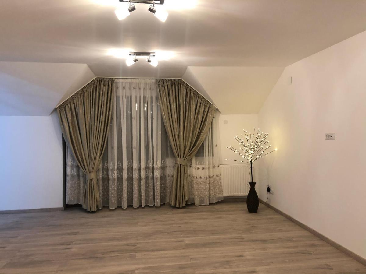 Hotel New House Curtea de Argeş Zewnętrze zdjęcie
