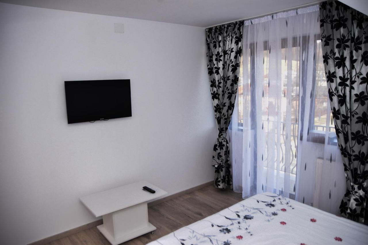Hotel New House Curtea de Argeş Zewnętrze zdjęcie